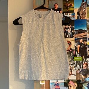 Skims sleeveless t-shirt.